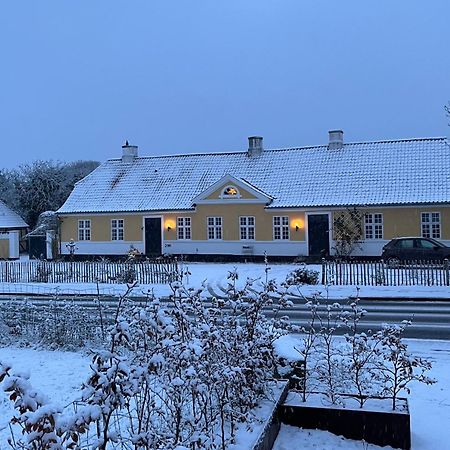 Villa Millinge Gamle Skole Exterior foto